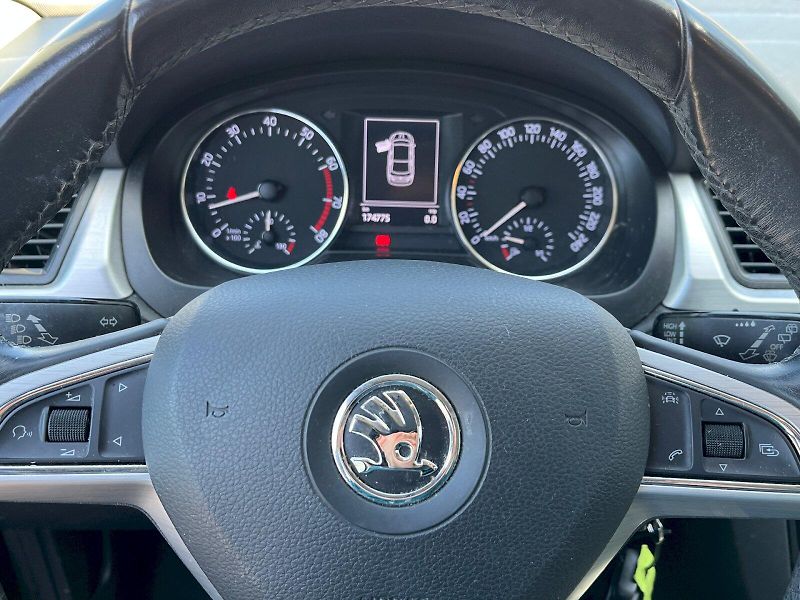 Škoda Rapid (2017) 1.2 TSI 66kW Ambition - fotka 13 z 23