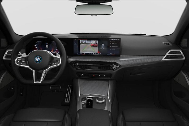 BMW Řada 3 330e xDrive - fotka 3 z 4