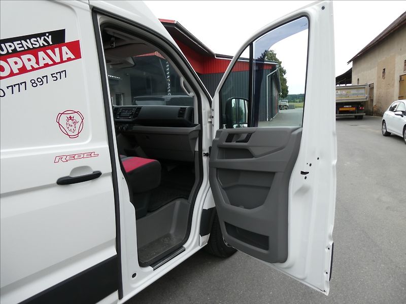 Volkswagen Crafter 2,0 TDi 103kW DPH,serviska,ČR - fotka 26 z 50