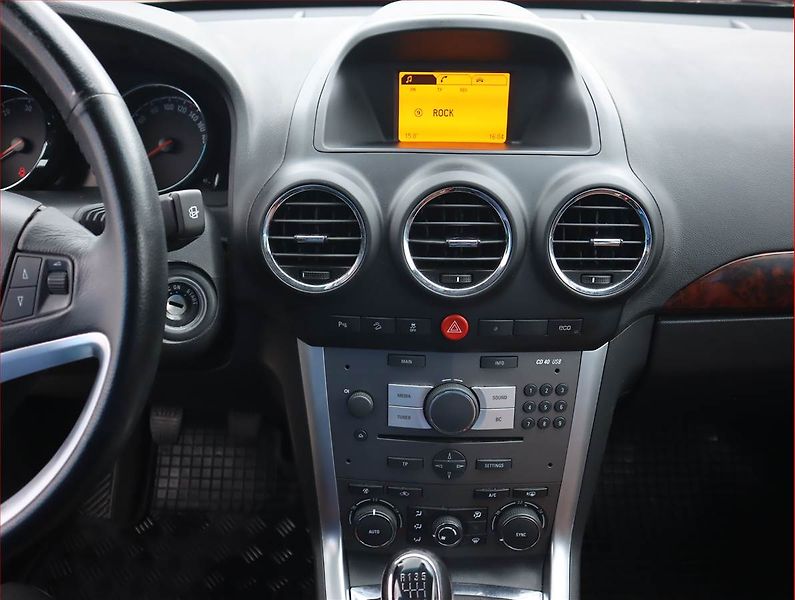 Opel Antara (2014) 2.2 CDTI, 4X4, Tempomat - fotka 12 z 19