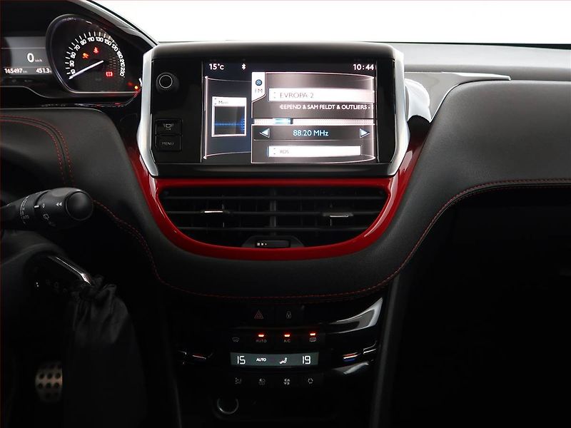 Peugeot 208 (2014) 1.6 GTi, Serv.kniha, Tempomat - fotka 12 z 21