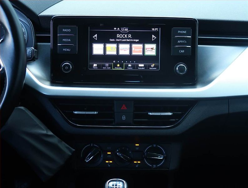 Škoda Scala (2021) Ambition 1.0 TSI, Serv.kniha - fotka 12 z 18