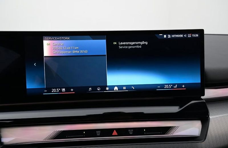 BMW i5 xDrive40 Touring M SoH 96% Taž - fotka 13 z 26