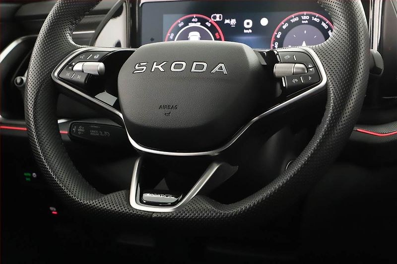 Škoda Kodiaq (2025) 2.0 TDI, Sportline, Navigace - fotka 20 z 21