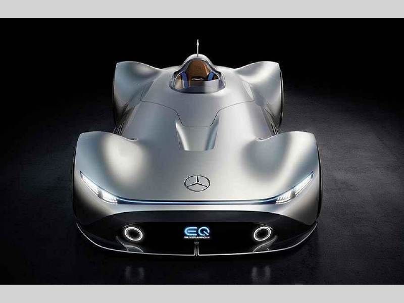 Koncept Mercedes-Benz Silver Arrow EQ