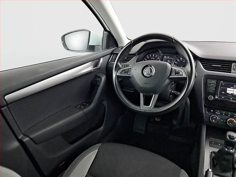 Škoda Octavia (2016) Style 2.0 TDI, Serv.kniha - fotka 7 z 19