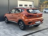 MG ZS 1,5 DVVT 106PS  Essential - náhled 10