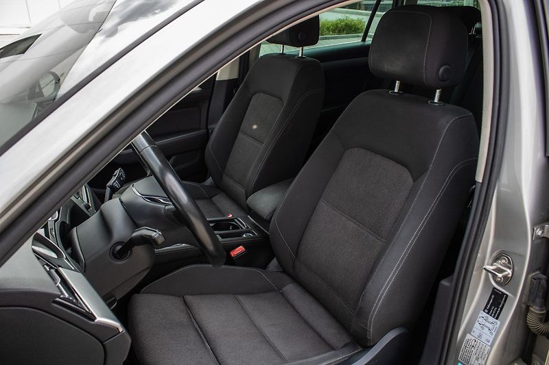 Volkswagen Passat - fotka 11 z 26