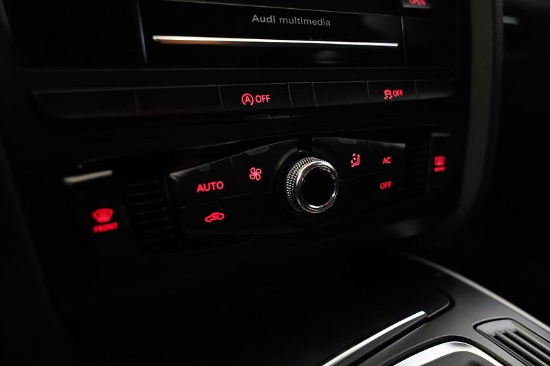 Audi A4 - fotka 24 z 28