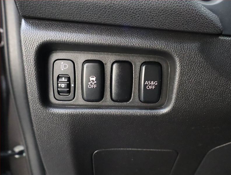 Mitsubishi ASX (2014) 1.8 DI-D MIVEC, 4X4, Tempomat - fotka 16 z 17