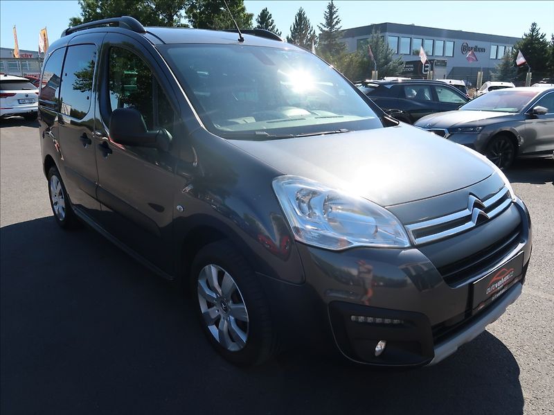 Citroën Berlingo 1,6 BHDi,73kW,NovéČR,Serv.kn. - fotka 2 z 25