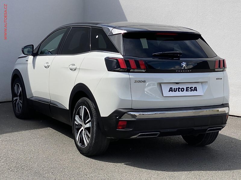 Peugeot 3008 (2016) 2.0 HDi, GT Line, LED, navi - fotka 6 z 18