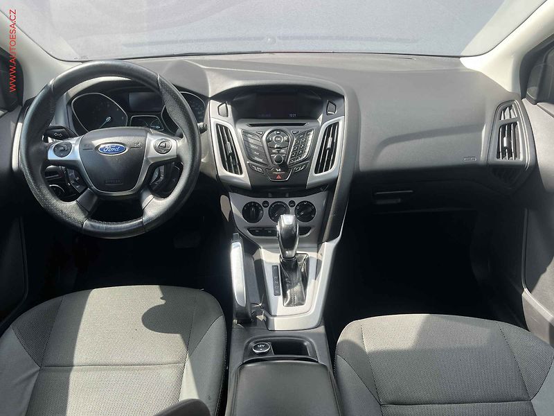 Ford Focus (2012) 2.0 TDCi, AT, AC, temp - fotka 8 z 15