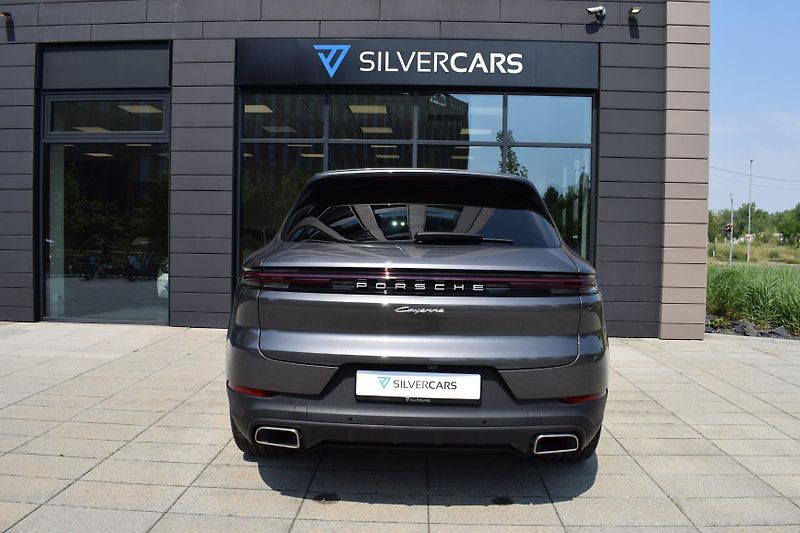 Porsche Cayenne (2026) KeyLess/SoftClose/Pano - fotka 39 z 52
