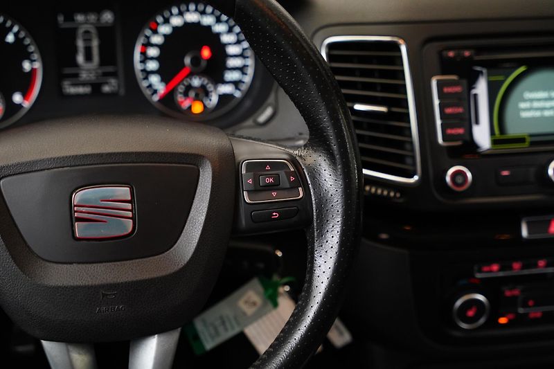 Seat Alhambra - fotka 17 z 26