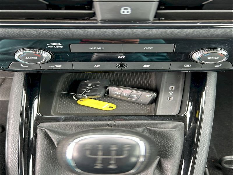 Škoda Scala (2024) 1.0 TSI / 70 kW / 5MP / Select - fotka 13 z 22