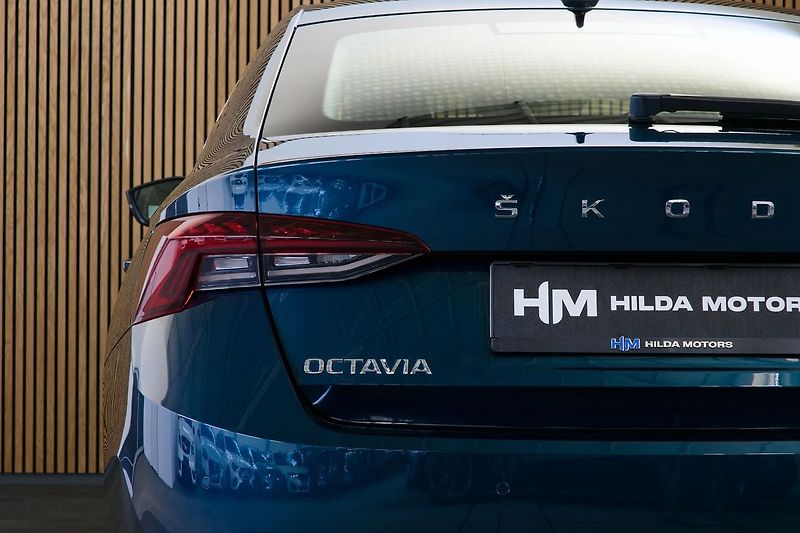 Škoda Octavia 2.0TDI 110kW Style LED Kessy - fotka 9 z 32