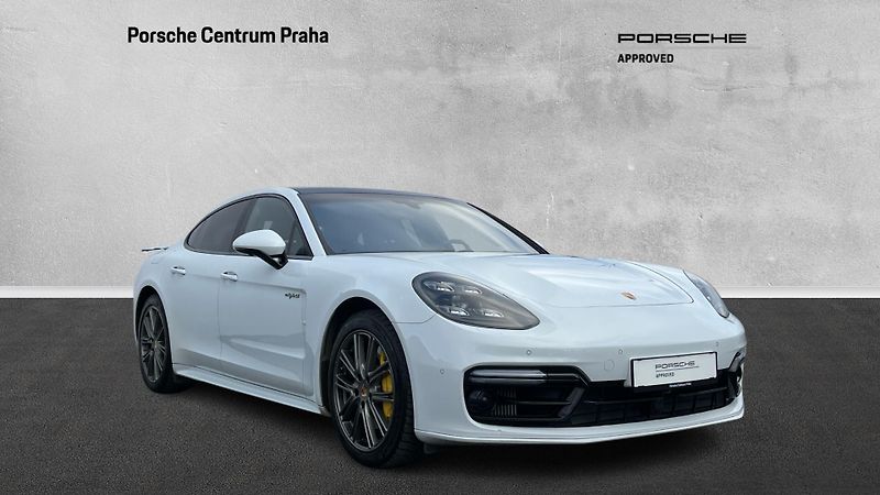 Porsche Panamera Turbo S E-Hybrid - fotka 4 z 30