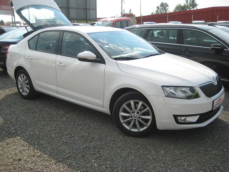 Škoda Octavia 1.4 TSi 110 kW DSG DPH Top ČR! - fotka 3 z 29