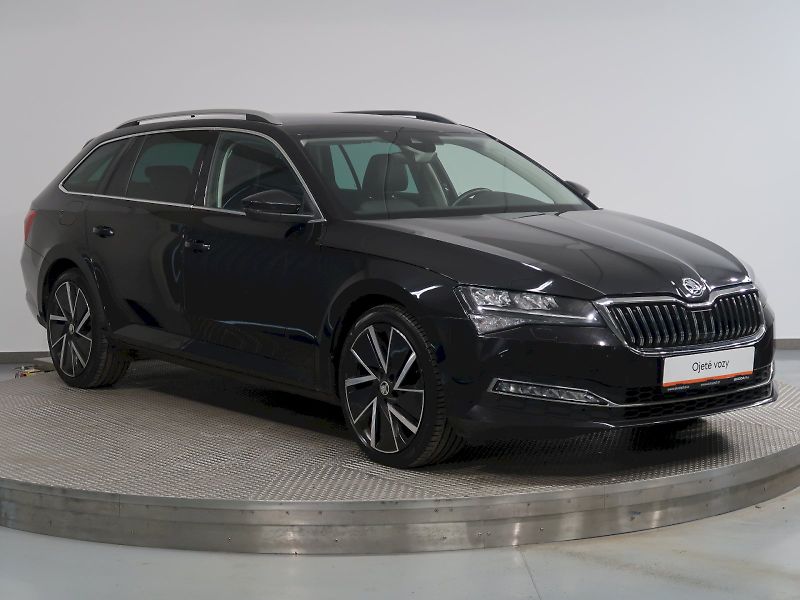 Škoda Superb (2023) STYLE PLUS 2.0TDI 147KW 4x4 DS - fotka 6 z 40