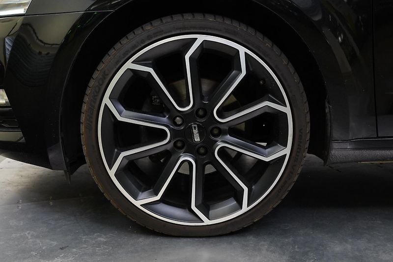 Škoda Octavia - fotka 10 z 28
