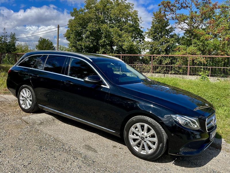 Mercedes-Benz Třídy E (2017) Avantgarde 220d - VYSERVISOVAÝ - fotografie inzerátu