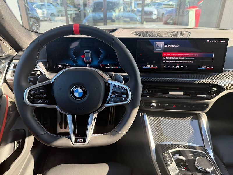 BMW Řada 4 M440i xDrive GranCoupé 09/2025 - fotka 16 z 23
