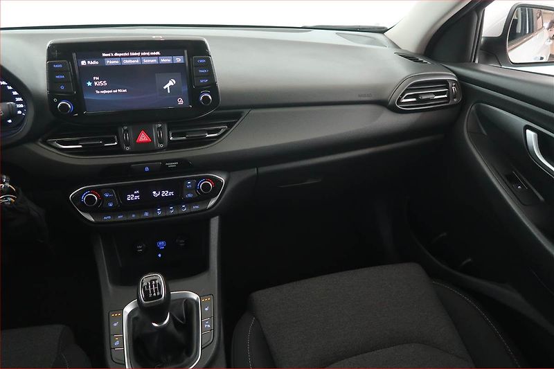 Hyundai i30 (2021) 1.6 CRDi, ČR,1.maj, Serv.kniha - fotka 8 z 17