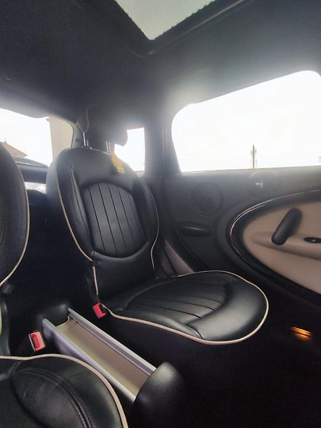Mini Countryman 1.6 D 4X4 VYHŘ.SEDAD/PANORAMA - fotka 25 z 27
