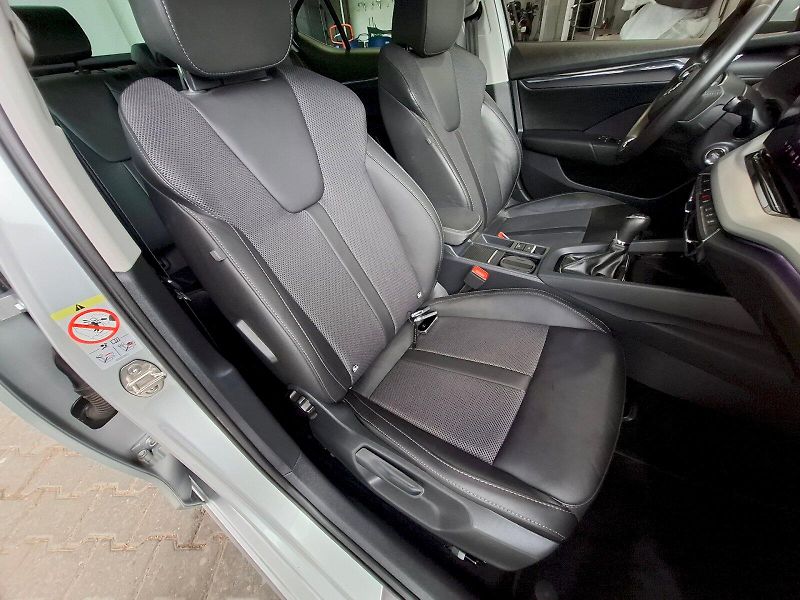 Škoda Octavia (2024) STYLE PLUS TD 85/2.0 M6F - fotka 36 z 39