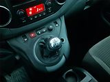 Citroën Berlingo (2009) 1.6 16V , 5Míst, ČR - náhled 13