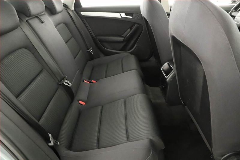 Audi A4 (2008) 1.8 TFSI, ČR,1.maj, udržované - fotka 7 z 13