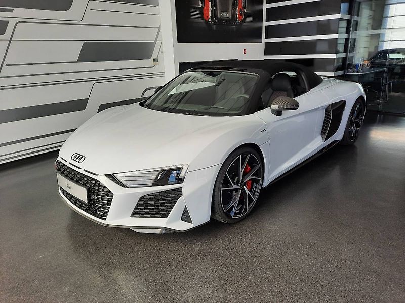 Audi R8 (2025) Spyder V10 performance 5.2TFSI - fotka 23 z 27