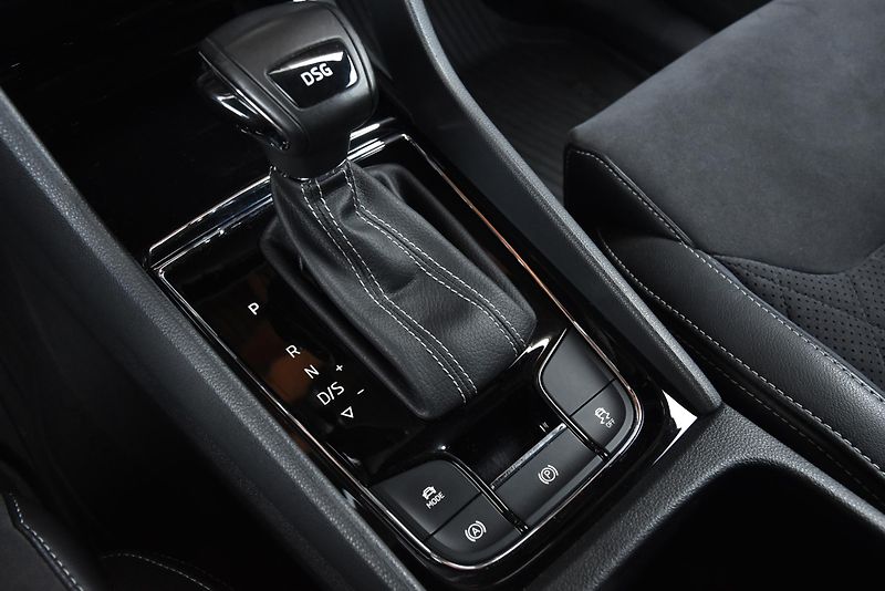 Škoda Kodiaq 2.0 TDi CR SPORT LINE,KŮŽE,LED - fotka 29 z 51
