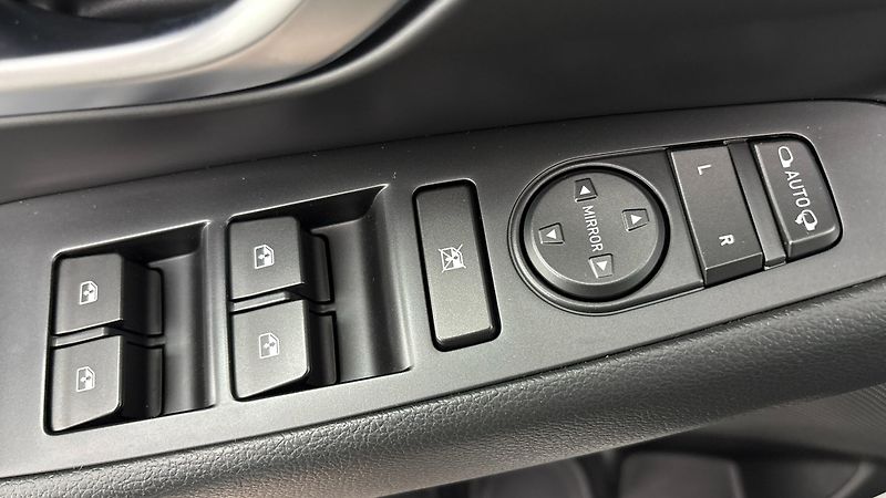 Hyundai i30 1.0 T-GDI Smart Kombi - fotka 21 z 28