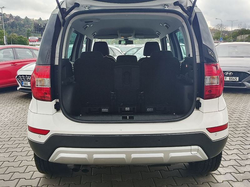 Škoda Yeti 2.0 TDI/103kW Ambition DSG - fotka 9 z 23