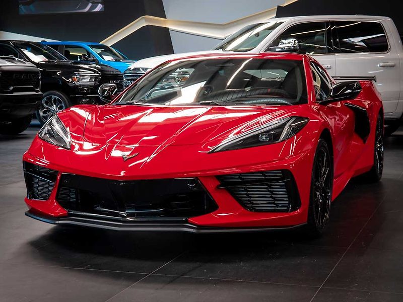Chevrolet Corvette (2026) 6.2 Stingray 3LT Z51 Facelift - fotka 1 z 45