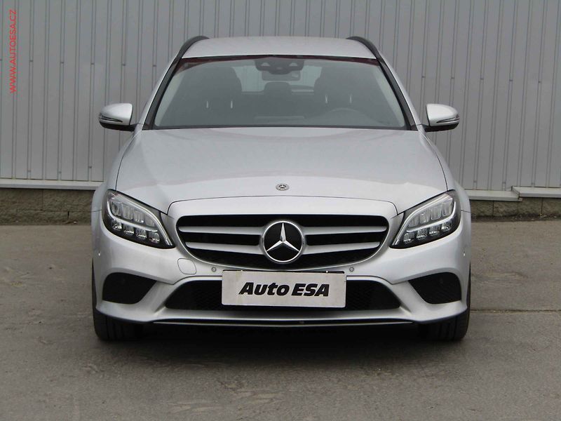Mercedes-Benz Třídy C (2021) 1.6 d C 200 d, AT, LED, park - fotka 2 z 24