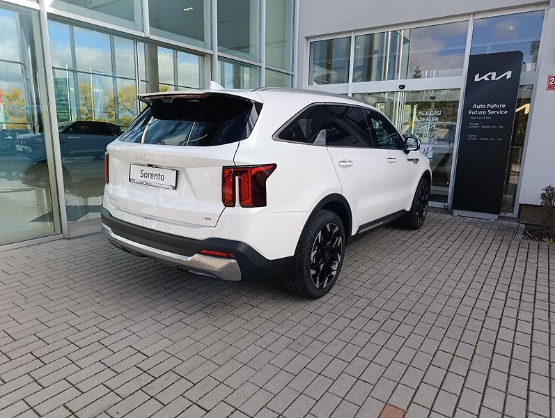 Kia Sorento (2026) 5P 2,2 CRDi SCR 4x4 8DCT TOP - fotka 3 z 6