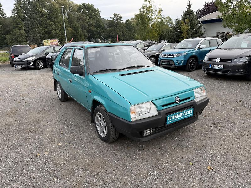 Škoda Favorit 135 - fotka 4 z 19