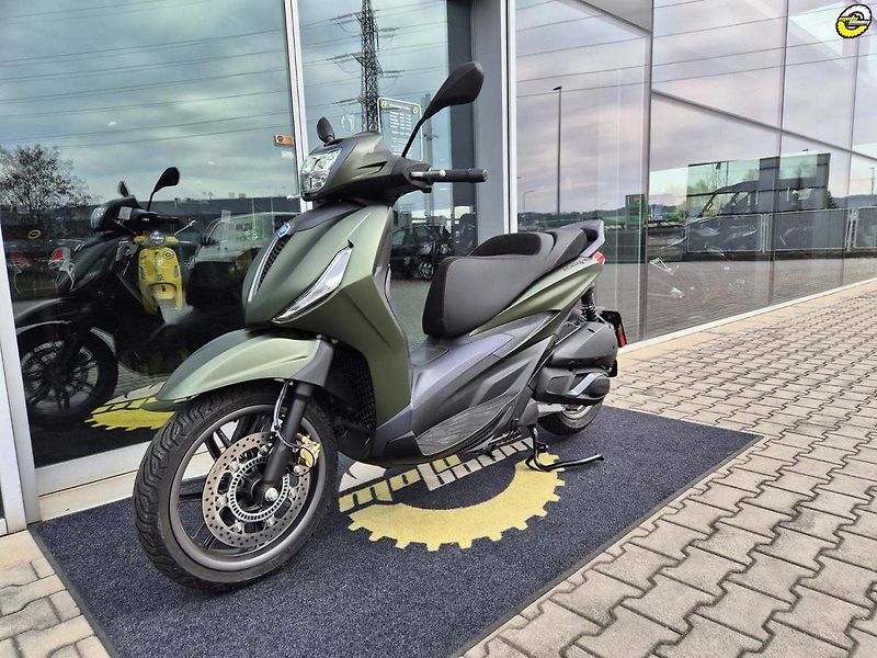 Piaggio Beverly 300 S (2024) VÝPRODEJ EURO5 - fotka 8 z 24
