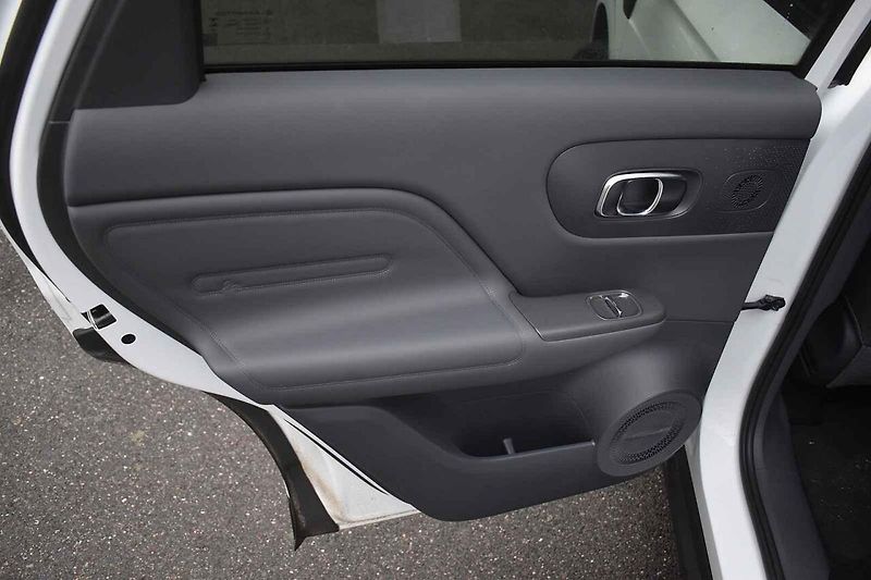 Leapmotor B10 může být rodinným vozem pro ty, kteří cestují na krátkých trasách.