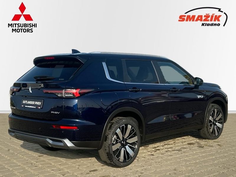Mitsubishi Outlander (2026) INTENSE+ 4×4 | 225 kW | MY25 - fotka 4 z 27
