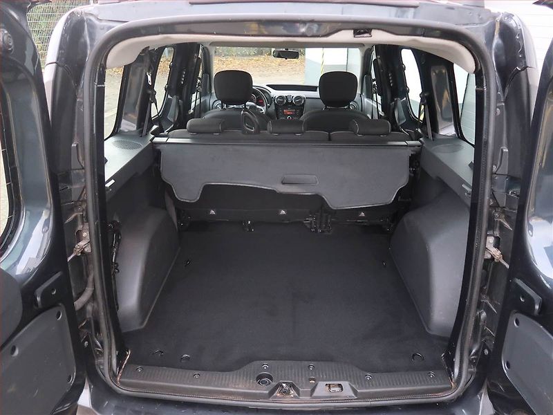 Dacia Dokker (2019) Arctica 1.6 SCe, 5Míst, ČR - fotka 13 z 21