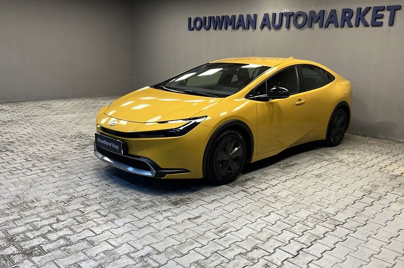 Toyota Prius 2.0 PHEV AT Comfort - fotka 1 z 16