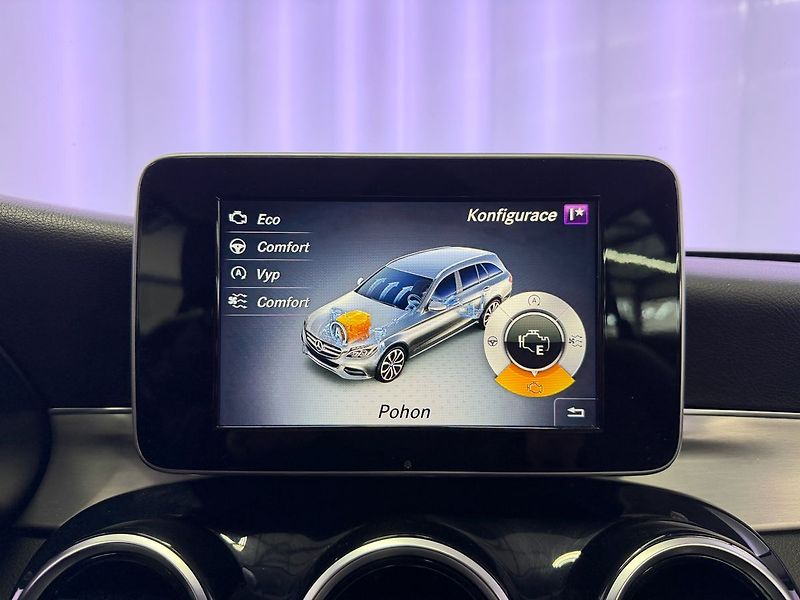 Mercedes-Benz Třídy C 4MATIC AVANTGARDE, LED, TEMPOM - fotka 16 z 25