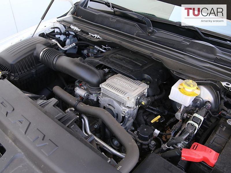 RAM 1500 (2025) Laramie 5.7 V8 HEMI  - fotka 47 z 47