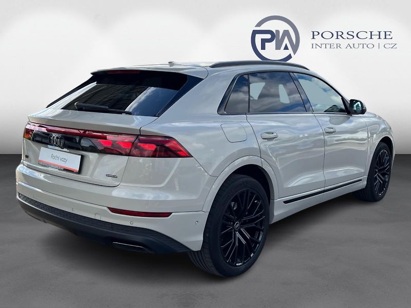 Audi Q8 (2025) TFSI quattro - fotka 2 z 26