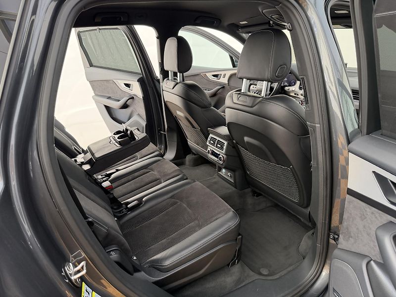 Audi Q7 3.0Tdi*200kw*CZ*DPH*S-Line* - fotka 19 z 47