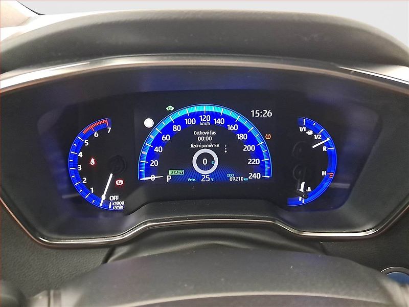 Toyota Corolla (2020) 1.8 Hybrid - fotka 11 z 17